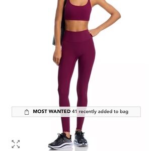 NWT Spanxsmooth Onform full length legging in plum berry